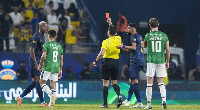 طرد تاليسكا في مباراة النصر والاتفاق في كأس خادم الحرمين