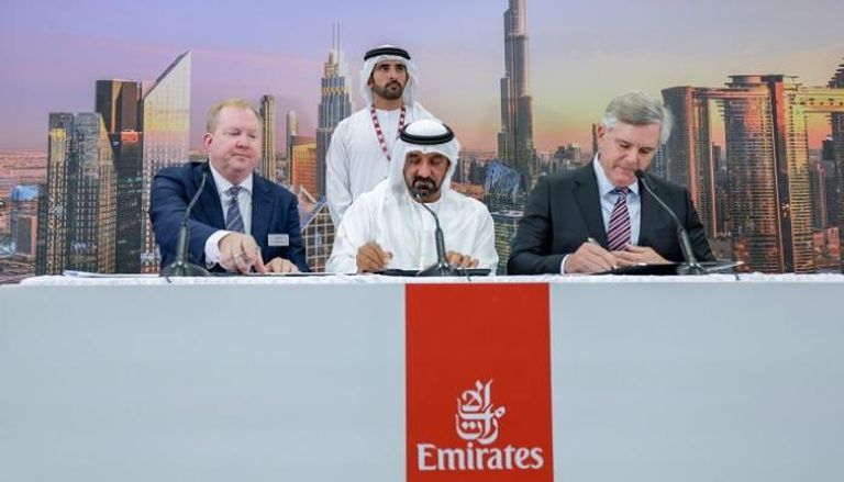 «طيران الإمارات» تطلب شراء 95 طائرة بوينغ بـ52 مليار دولار في معرض دبي للطيران