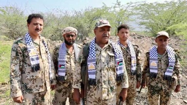 قائد اللواء 12 حراس جمهورية في الساحل الغربي جانب من قصف القوات الجنوبية لمجاميع الحوثي في الضالع - أرشيفية