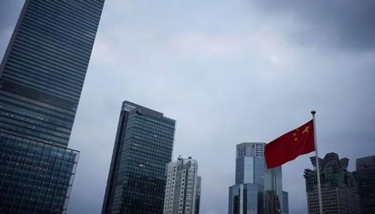العلم الصيني في شنغهاي - رويترز