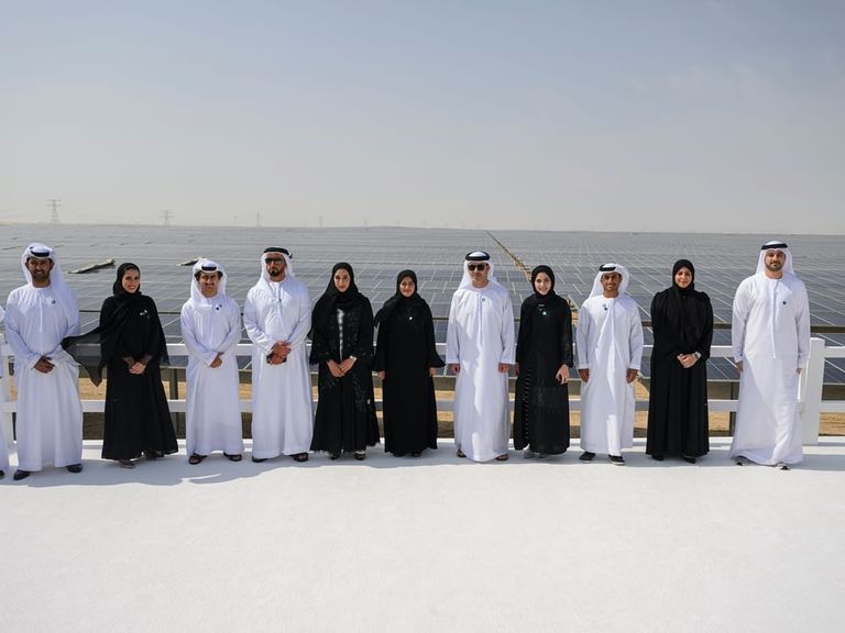 تدشين محطة الظفرة للطاقة الشمسية الكهروضوئية - وام