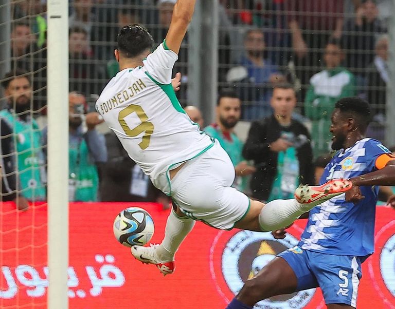 الجزائر ضد الصومال