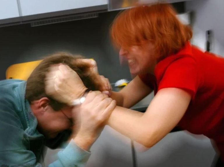 العنف ضد الرجال - تعبيرية