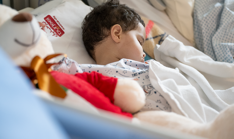 جانب من زيارة الشيخ ذياب بن محمد بن زايد آل نهيان