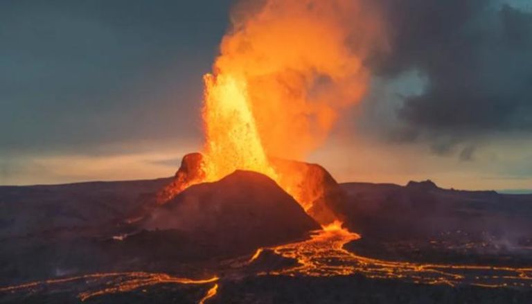 بركان فاجرادالسفيال الضخم أوشك على الانفجار
