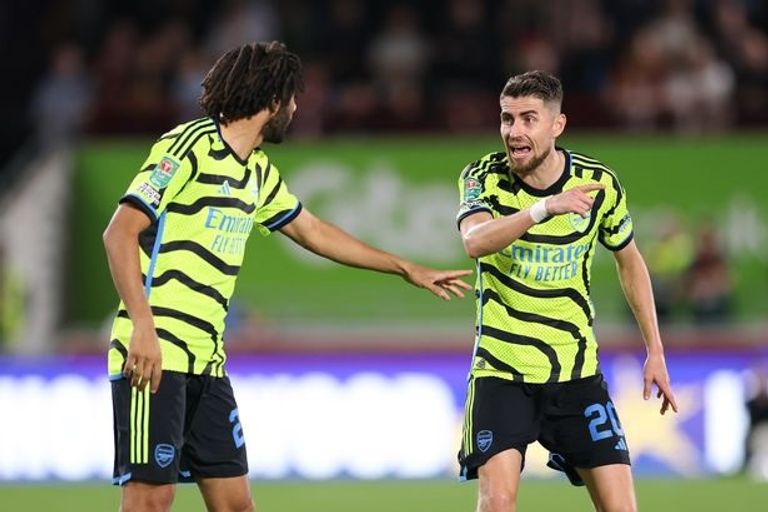 محمد النني وجورجينيو محمد النني لاعب وسط أرسنال