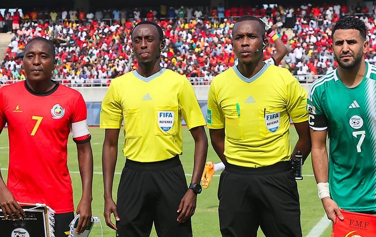 منتخب الجزائر منتخب الجزائر