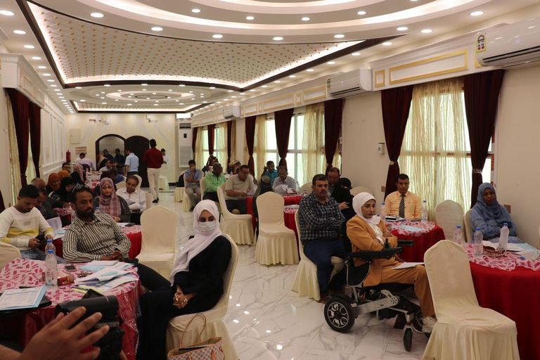 جانب من فعاليات الندوة