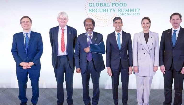 مشاركة مريم بنت محمد المهيري بالقمة العالمية للأمن الغذائي في لندن