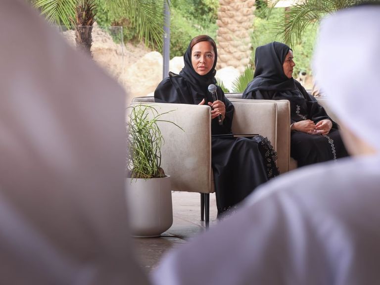 مريم المهيري تدعو إلى إيجاد حلول الحفاظ على الطبيعة وتعزيز التنوع البيولوجي