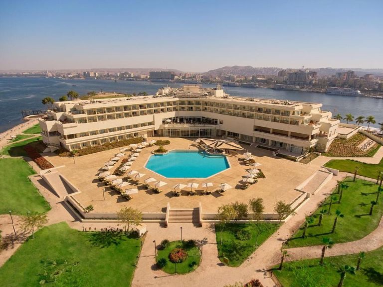 منتجع موفنبيك أسوان أحد أفضل أماكن الاسترخاء في مصر أفضل أماكن الاسترخاء في مصر