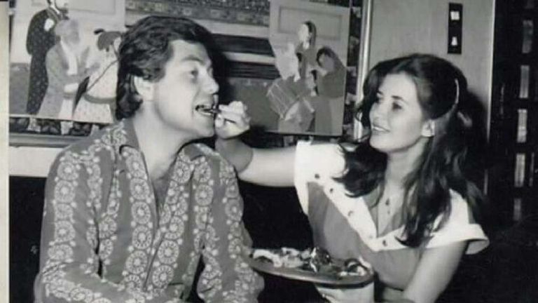 الفنانة ميرفت أمين 