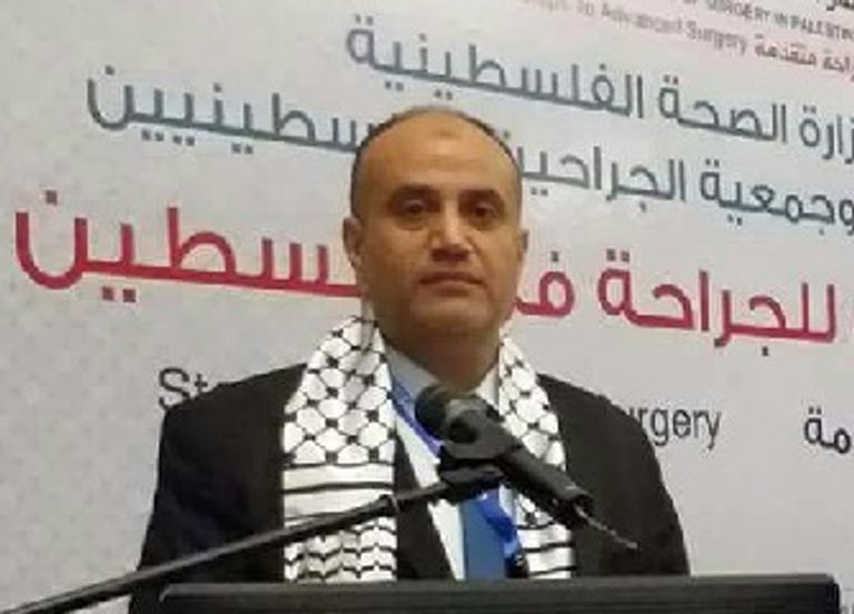 فلسطينيون يغادرون الشمال ويمرون عبر طريق صلاح الدين في منطقة الزيتون