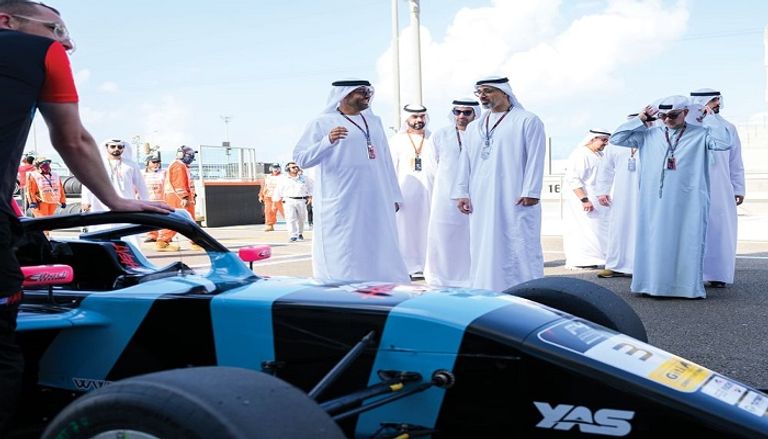 الشيخ خالد بن محمد بن زايد آل نهيان ولي عهد أبوظبي