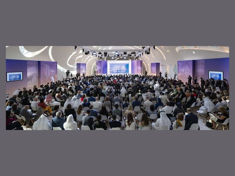 الدكتورة أنجيلا ويلكنسون الأمينة العامة والرئيسة التنفيذية لمجلس الطاقة العالمي