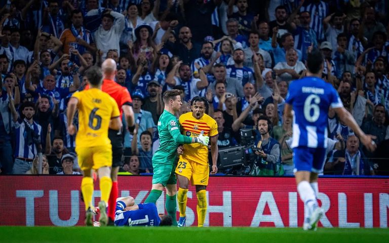 مباراة برشلونة وبورتو في دوري أبطال أوروبا مباراة برشلونة وبورتو