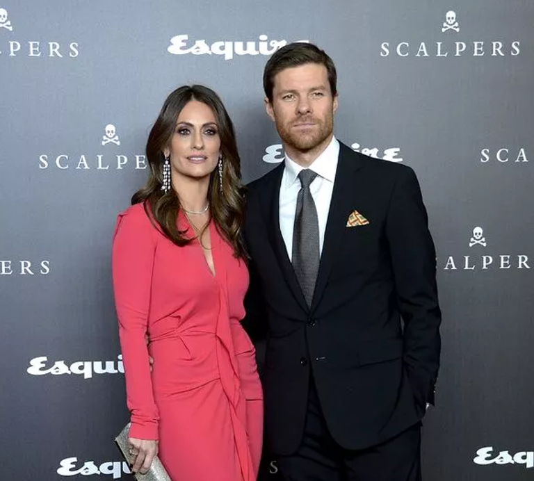 تشابي ألونسو وزوجته تشابي ألونسو وبيتر كراوتش