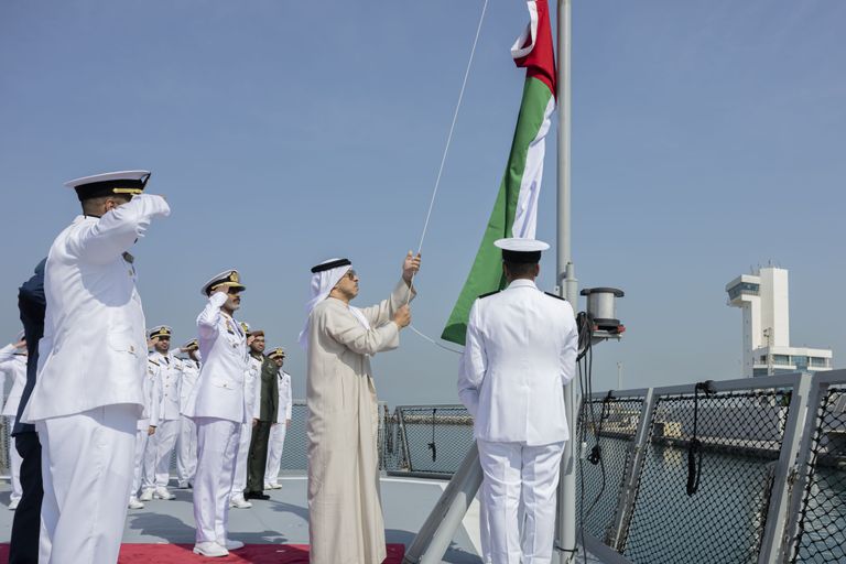 الزورق بني ياس