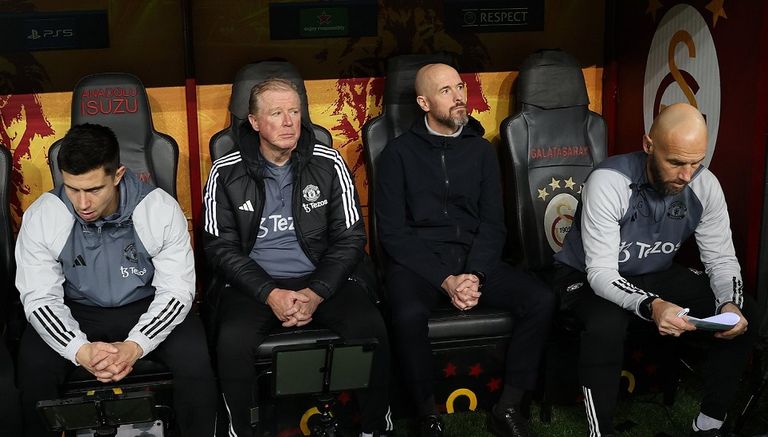 الجهاز الفني لمان يونايتد فريق مانشستر يونايتد الإنجليزي