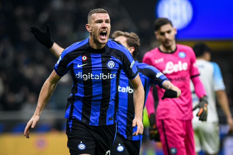 مباراة نابولي وإنتر ميلان - أرشيفية نابولي وإنتر ميلان - أرشيفية