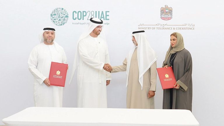 تعاون بين وزارة التسامح والتعايش ورئاسة مؤتمر COP28 جناح الأديان في COP28