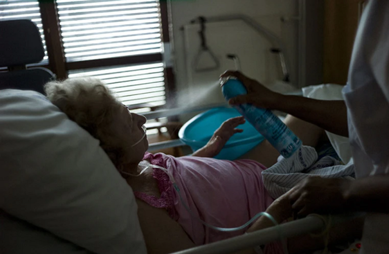 التلوث الناجم عن الانبعاثات الكربونية هو أحد التداعيات البيئية الخطيرة على الصحة