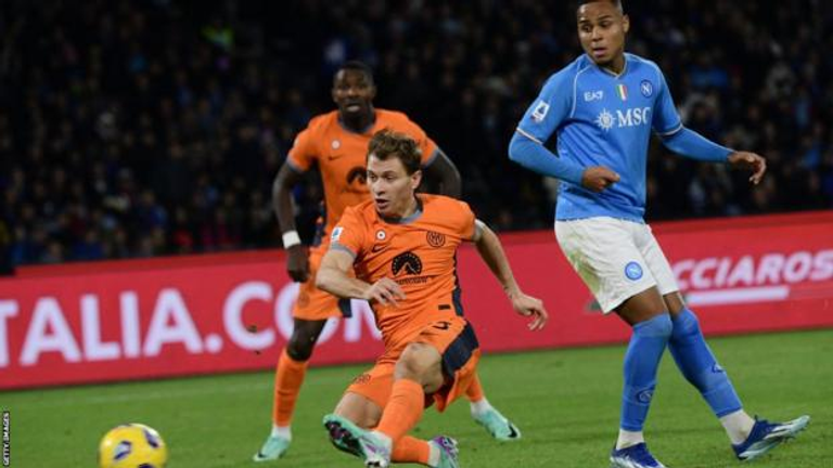 نابولي وإنتر بث الدوري الإنجليزي