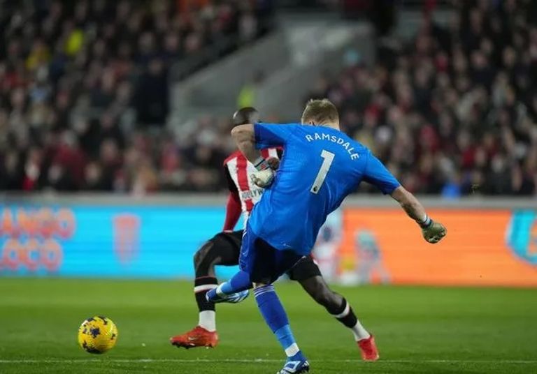 خطأ رامسديل أندريه أونانا حارس مانشستر يونايتد