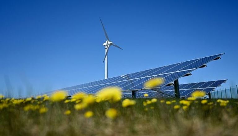الرياح والشمس أهم مصادر الطاقة المتجددة