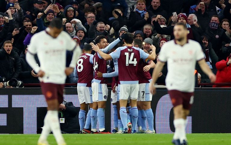 مانشستر سيتي وأستون فيلا