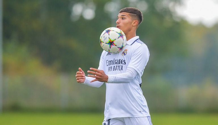 المغربي يوسف لخديم