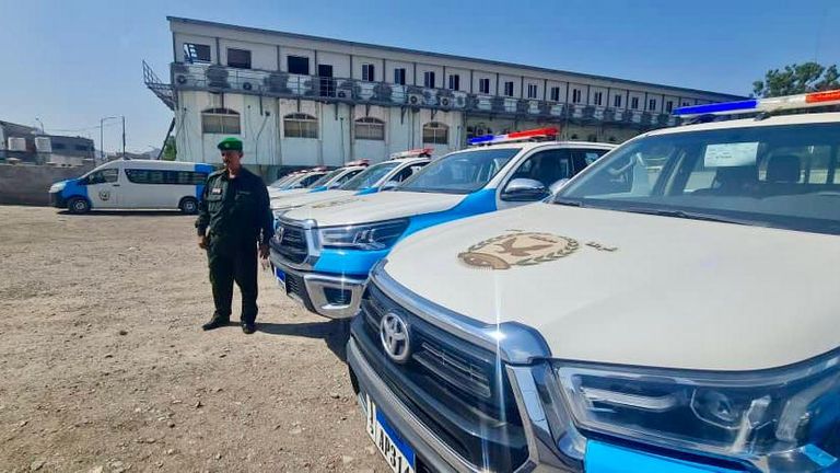 مركبات لتعزيز مراكز الشرطة في اليمن