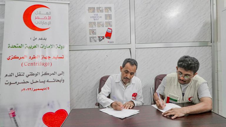 مركبات لتعزيز مراكز الشرطة في اليمن