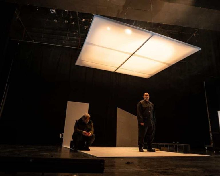 المسرحية الإماراتية "أغنية الرجل الطيب"