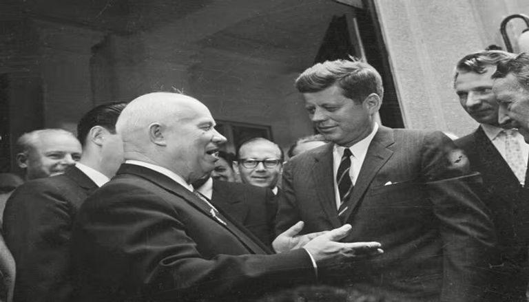 هتلر على غلاف مجلة تايم الأمريكية