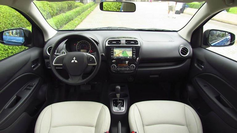 سيارة أتراج اليابانية