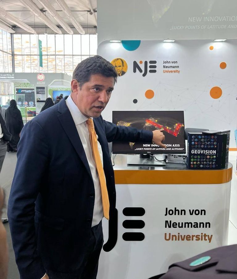 جناح جامعة جون فون نيومان في COP28