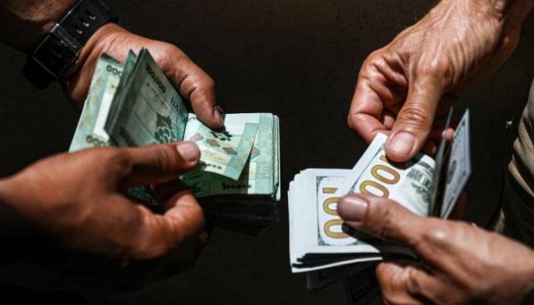 ليرة لبنانية مقابل الدولار - أرشيفية 