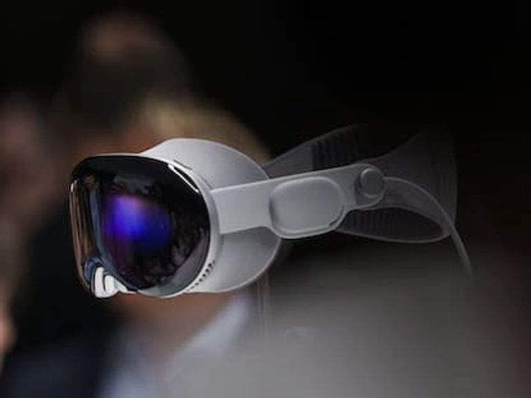 نظارm Vision Pro