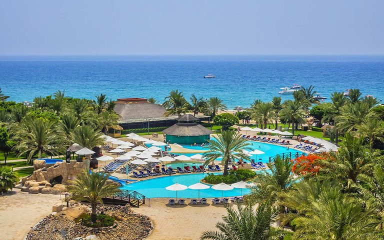 الفجيرة أحد أفضل أماكن الزيارة في الإمارات أفضل أماكن الزيارة في الإمارات