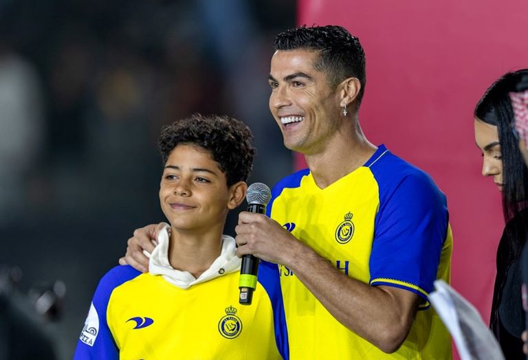 النصر يتعاقد مع رونالدو كريستيانو رونالدو قائد النصر السعودي