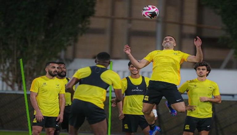 بث مباشر الاهلي الاتحاد