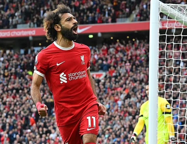 «المصارع محمد صلاح».. شمس ليفربول التي لا تغيب