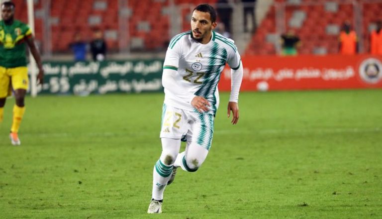 إسماعيل بن ناصر جمال بلماضي مدرب منتخب الجزائر