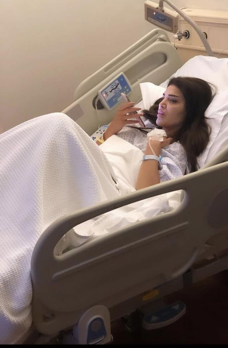 الفنانة دينا حايك