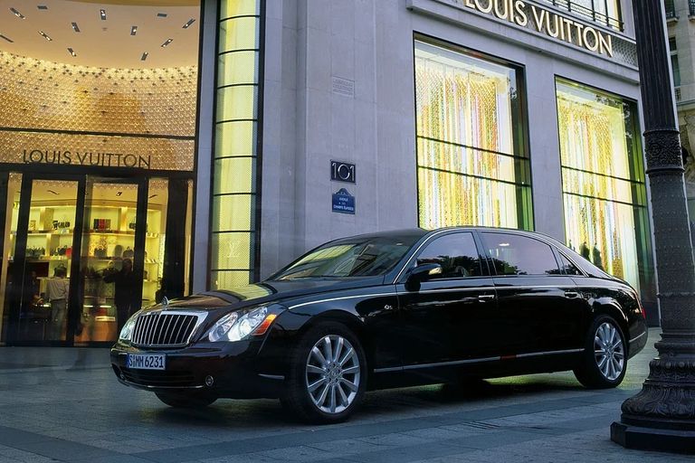 سيارة Maybach 57 سيارة Chrysler Crossfire