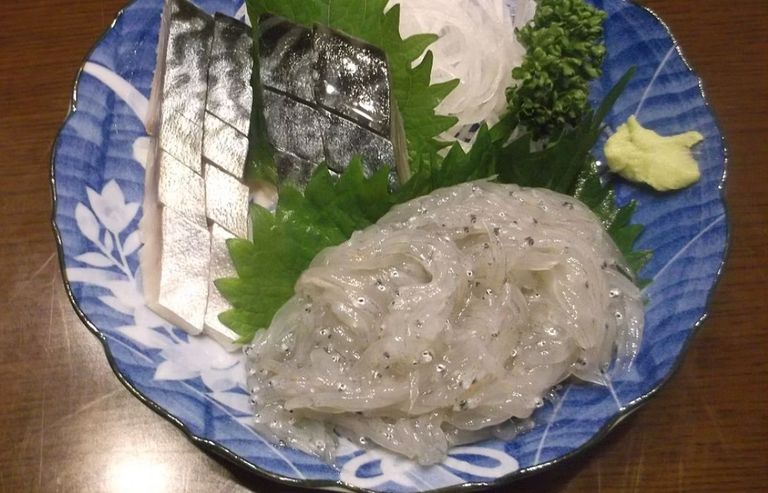 Shime-saba طبق السوشي Shime-saba