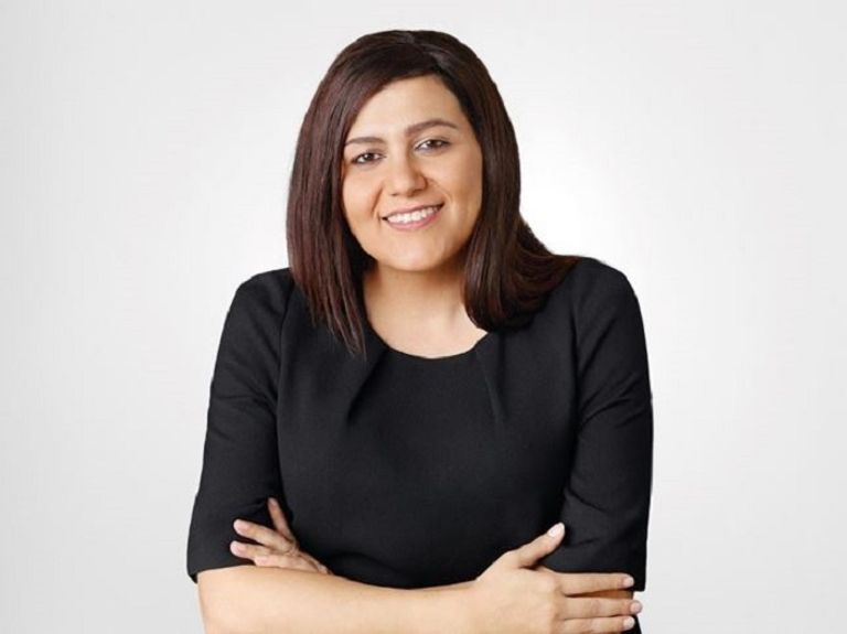  البروفيسورة نيفين خشاب