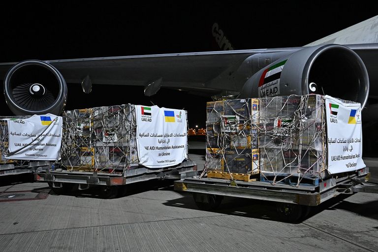 طائرة المساعدات الإماراتية للمدنيين الأوكرانيين