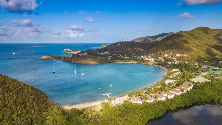 خليج كارلايل أحد أفضل أماكن السياحة في باربادوس أماكن السياحة في باربادوس